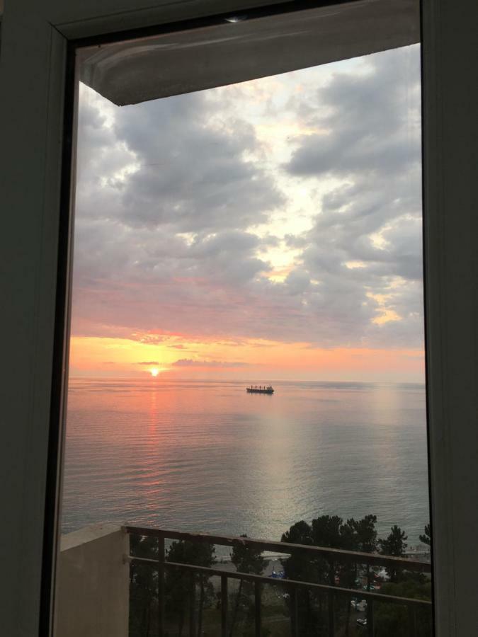 Yellow Room With Sea View Makhinjauri Exterior photo